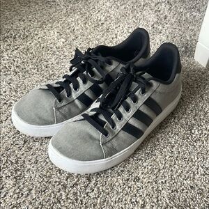Adidas Men's Gray and Black Sneakers